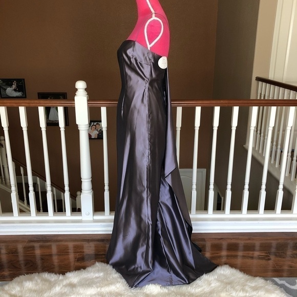 Wtoo Back Pleat Spaghetti Strap Purple Gown Dress - Picture 6 of 9